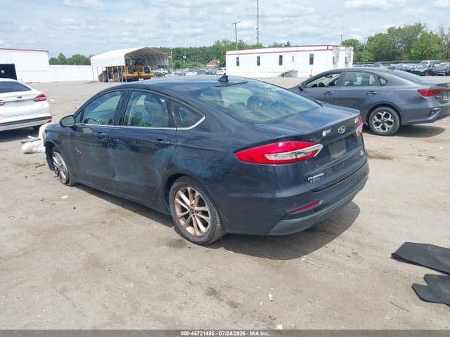 2020 FORD FUSION SE 3