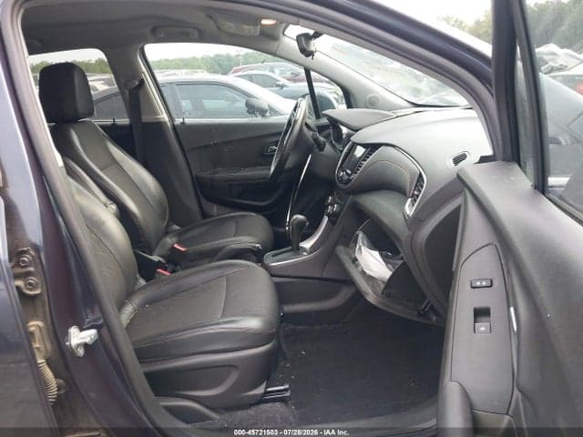 2019 CHEVROLET TRAX LT 5