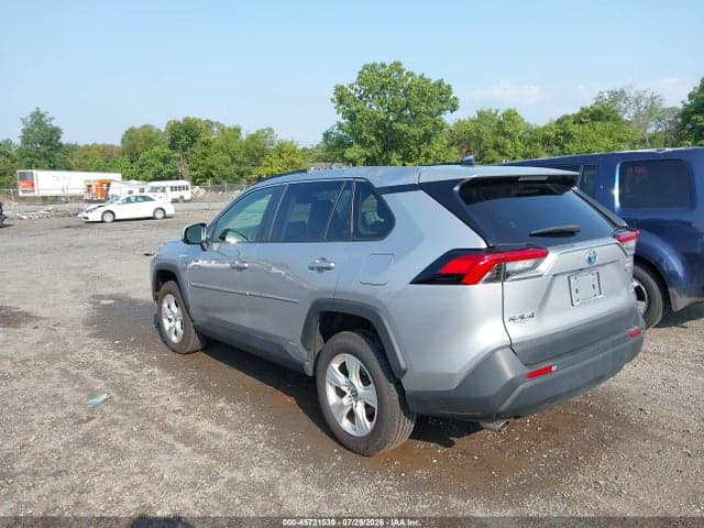 2020 TOYOTA RAV4 HYBRID XLE 3