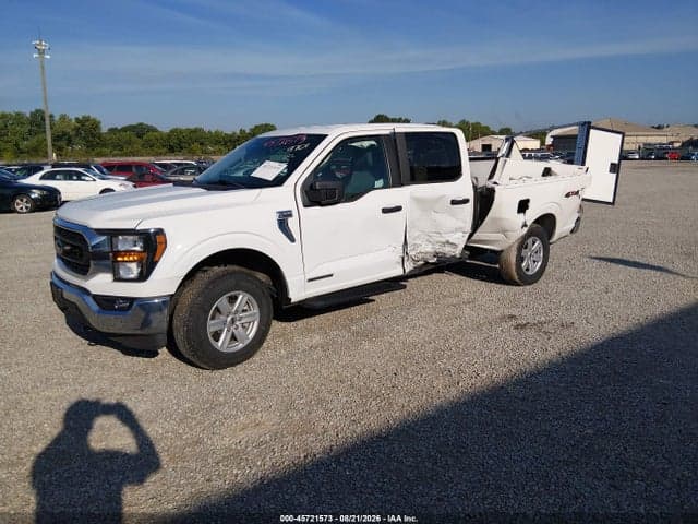 2023 FORD F-150 XLT 2