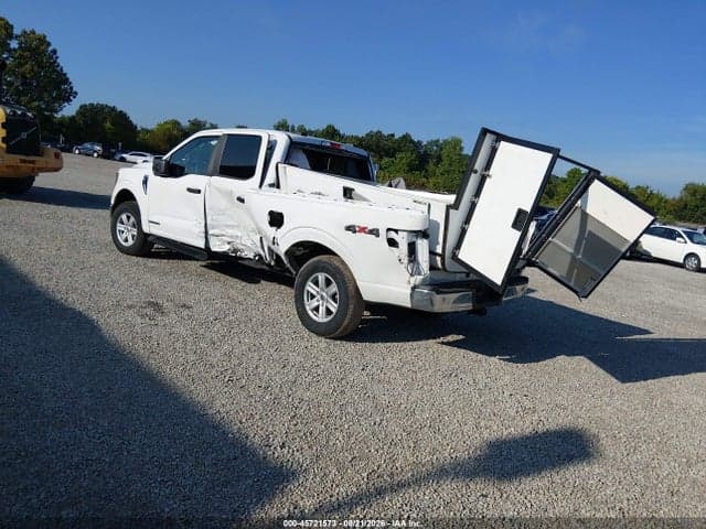 2023 FORD F-150 XLT 3