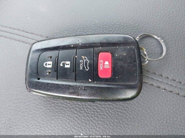 2024 TOYOTA RAV4 HYBRID XLE PREMIUM 11