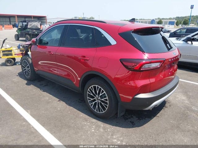 2024 FORD ESCAPE PHEV 3