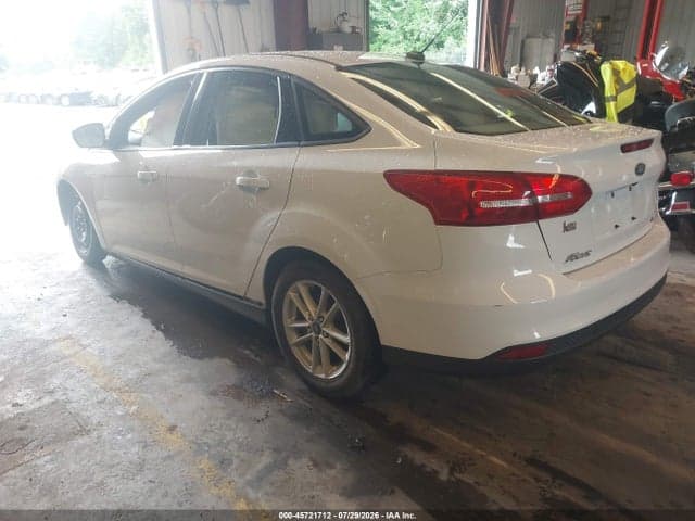 2017 FORD FOCUS SE 3