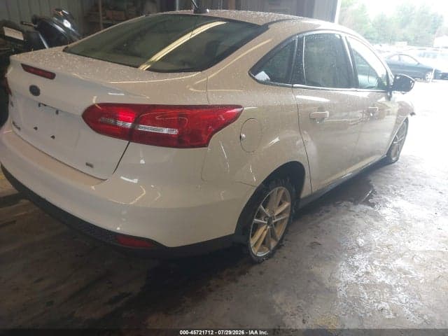 2017 FORD FOCUS SE 4