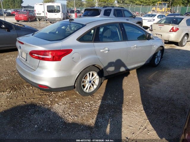 2017 FORD FOCUS SE 4