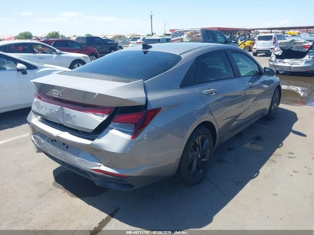 2021 HYUNDAI ELANTRA SEL 4