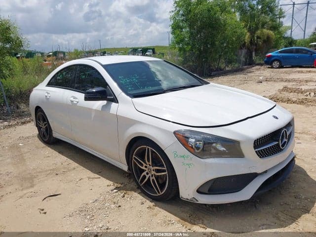 2018 MERCEDES-BENZ CLA 250 1