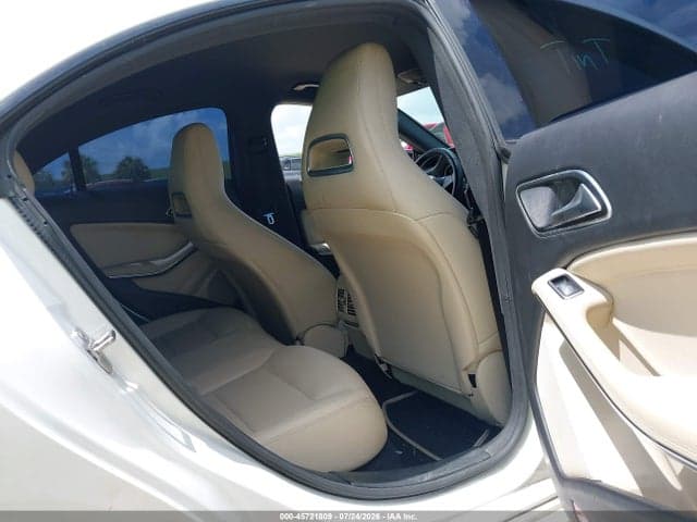 2018 MERCEDES-BENZ CLA 250 8