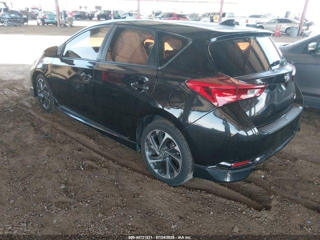 2017 TOYOTA COROLLA IM 3
