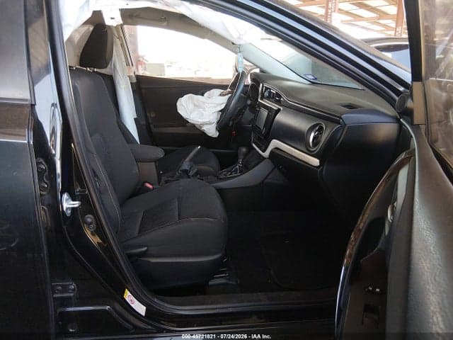 2017 TOYOTA COROLLA IM 5