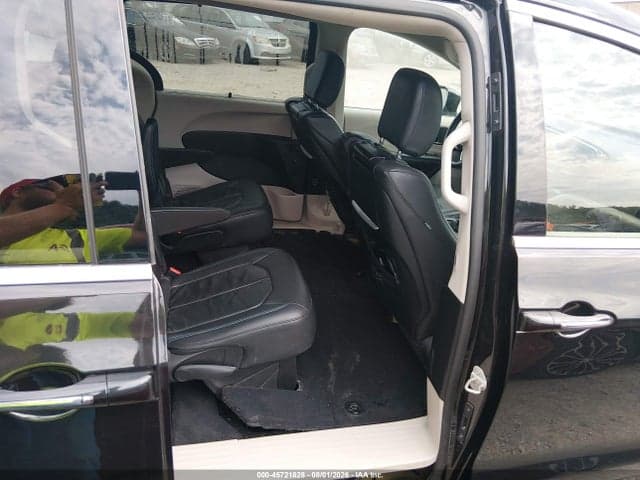 2021 CHRYSLER PACIFICA TOURING L 4