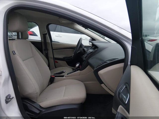 2018 FORD FOCUS SE 5