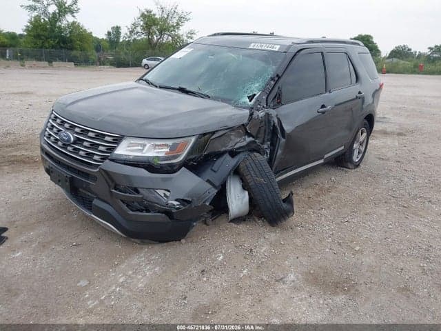 2017 FORD EXPLORER XLT 2