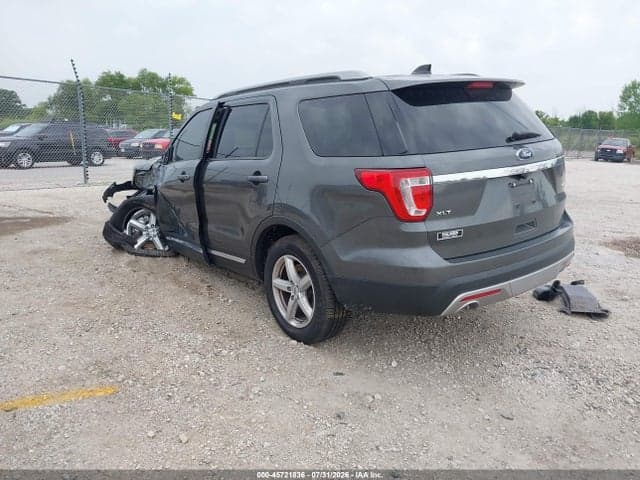 2017 FORD EXPLORER XLT 3