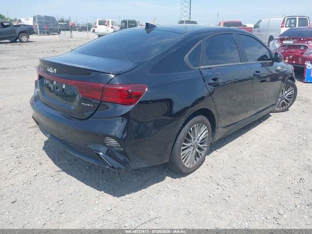 2022 KIA FORTE GT-LINE 4