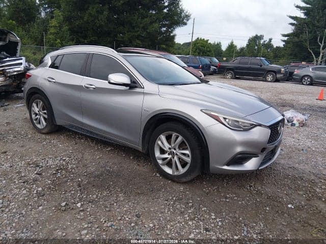 2019 INFINITI QX30 LUXE 1