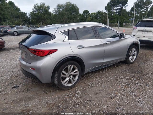 2019 INFINITI QX30 LUXE 4