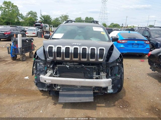 2017 JEEP CHEROKEE LATITUDE 4X4 13