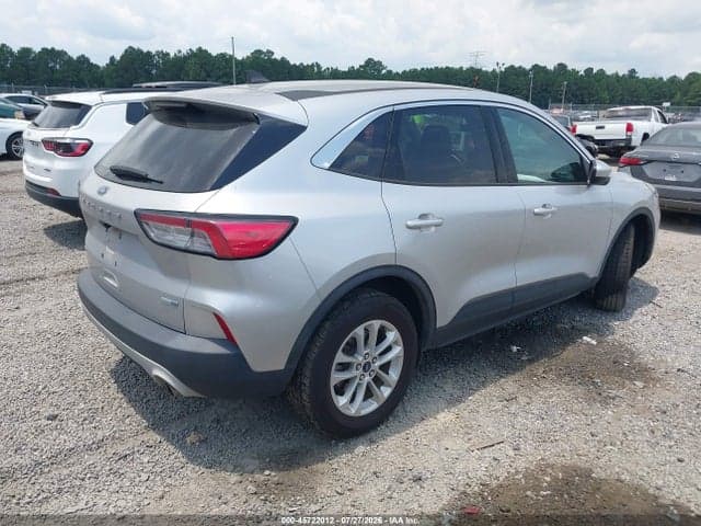 2020 FORD ESCAPE SE 4