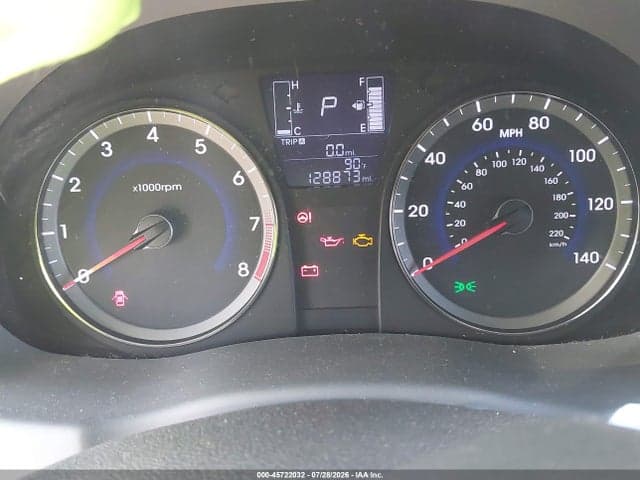 2017 HYUNDAI ACCENT SE 7