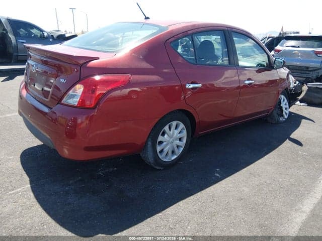 2019 NISSAN VERSA 1.6 SV 4