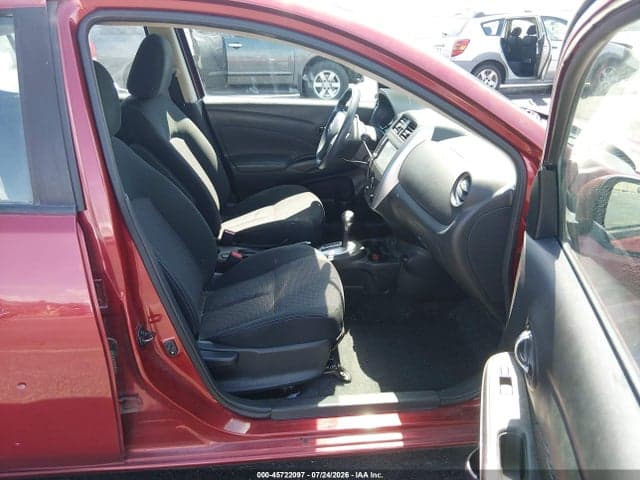 2019 NISSAN VERSA 1.6 SV 5