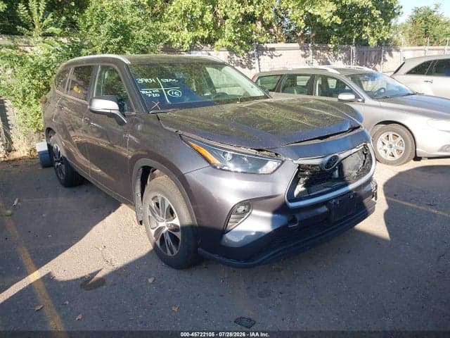 2025 TOYOTA HIGHLANDER XLE 1