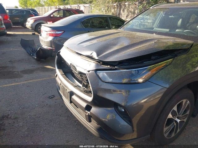 2025 TOYOTA HIGHLANDER XLE 6