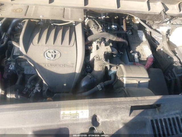 2025 TOYOTA HIGHLANDER XLE 10