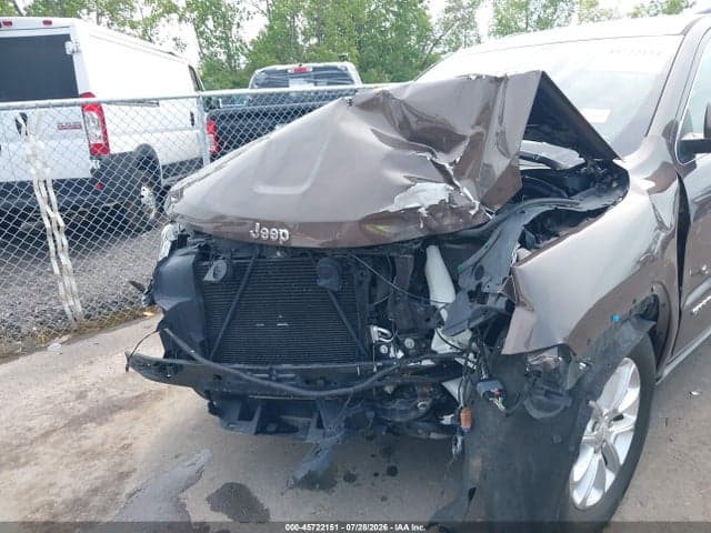 2021 JEEP GRAND CHEROKEE LAREDO E 4X4 6