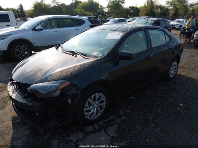 2017 TOYOTA COROLLA LE 2