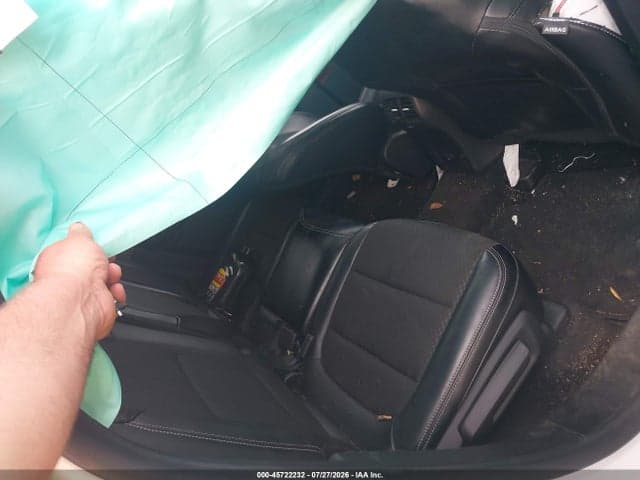 2025 FORD ESCAPE PHEV 8