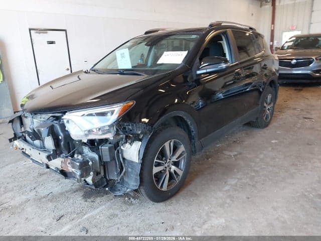 2018 TOYOTA RAV4 XLE 2