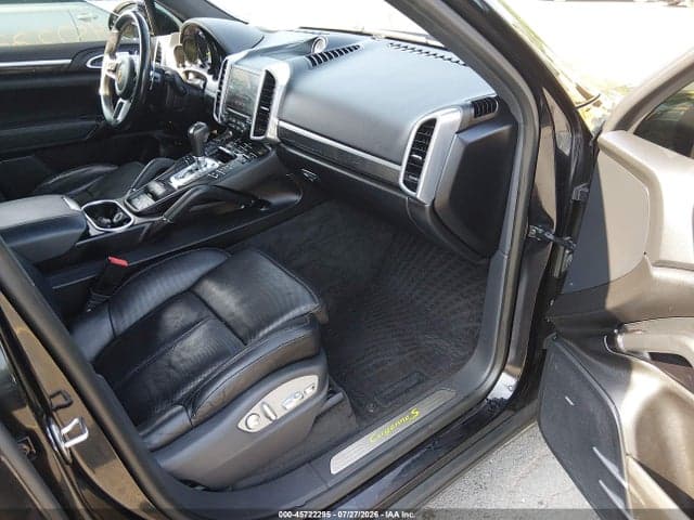 2017 PORSCHE CAYENNE E-HYBRID S PLATINUM EDITION 5