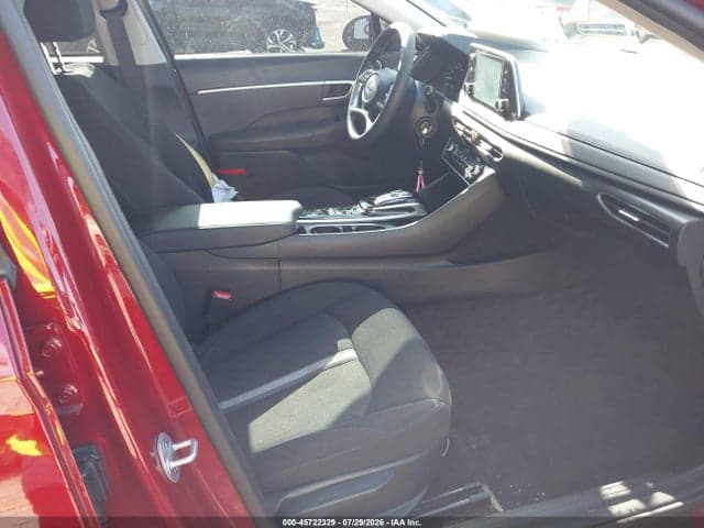 2023 HYUNDAI SONATA SE 5