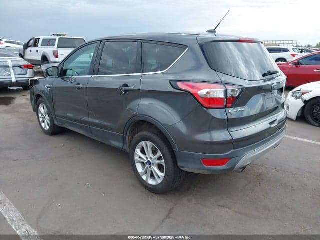 2017 FORD ESCAPE SE 3