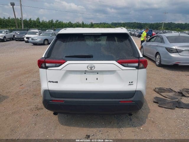 2022 TOYOTA RAV4 LE 17