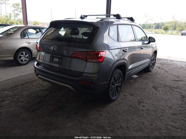 2022 VOLKSWAGEN TAOS 1.5T S 4