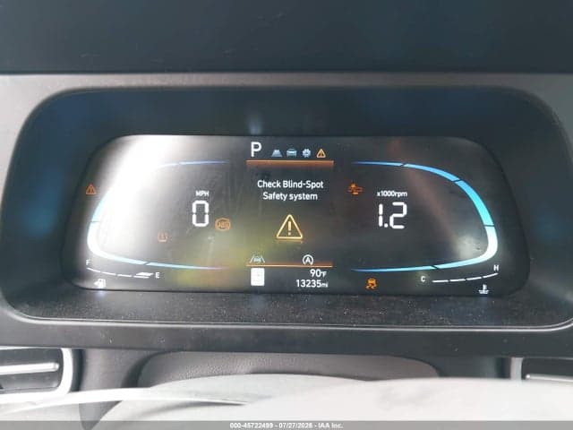 2025 HYUNDAI ELANTRA SE 7
