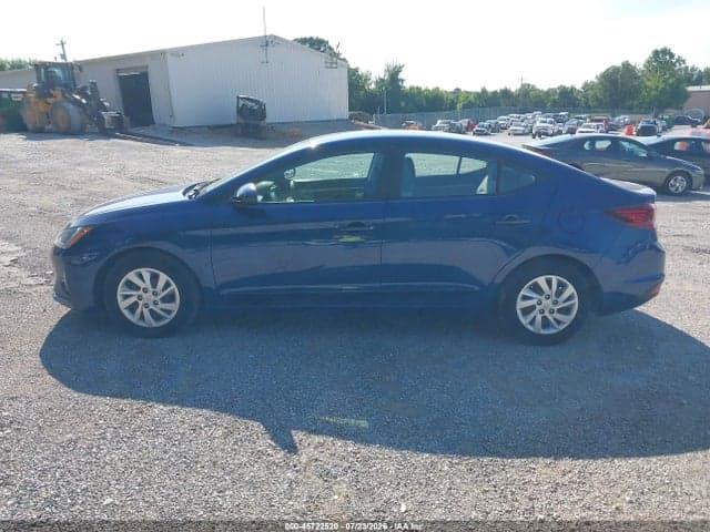 2020 HYUNDAI ELANTRA SE 15