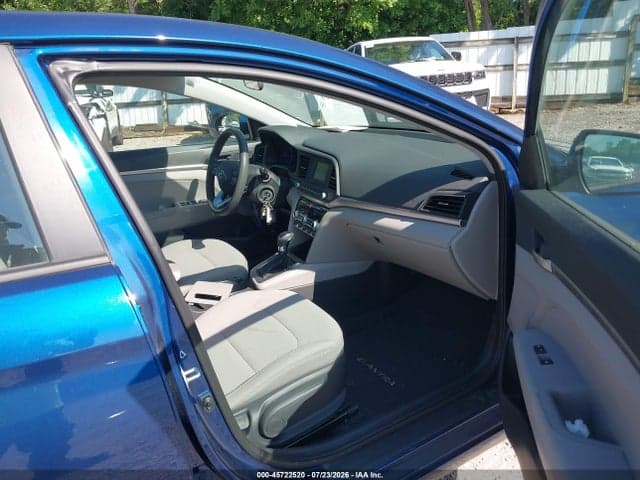 2020 HYUNDAI ELANTRA SE 5