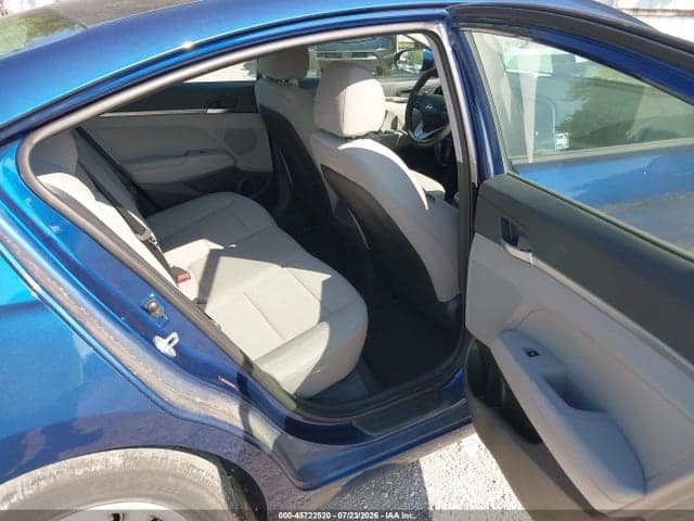 2020 HYUNDAI ELANTRA SE 8
