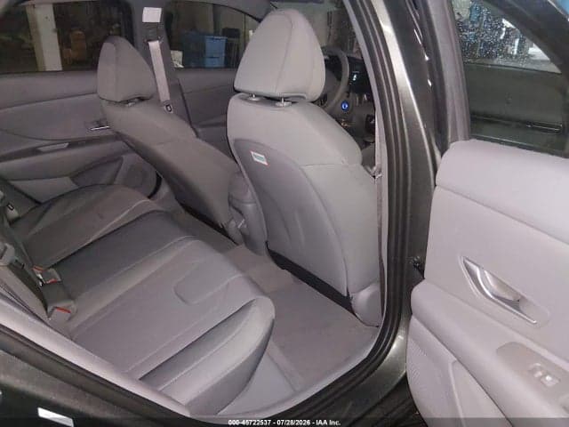 2026 HYUNDAI ELANTRA SE 8