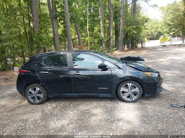 2019 NISSAN LEAF SV 13
