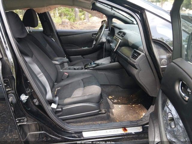 2019 NISSAN LEAF SV 5