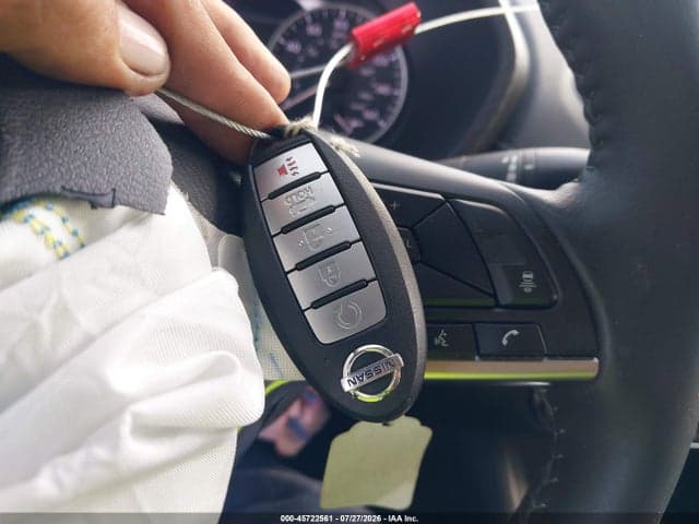 2023 NISSAN SENTRA SV XTRONIC CVT 11