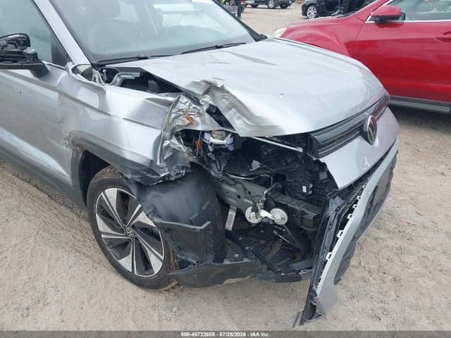 2025 VOLKSWAGEN TAOS 1.5T SE 6