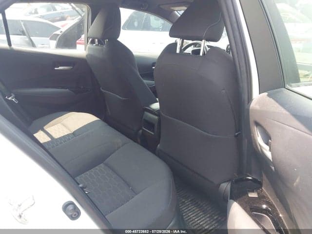 2022 TOYOTA COROLLA SE 8