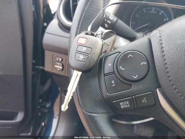 2018 TOYOTA RAV4 LE 11